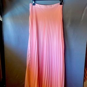 Long pink skirt